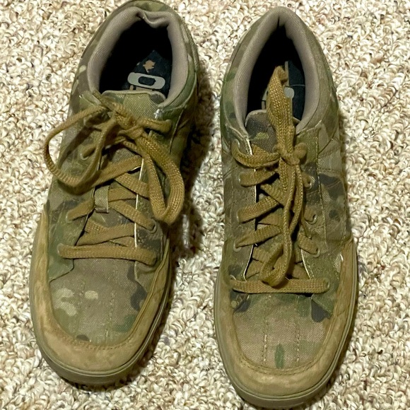 Oakley Other - Oakley men’s shoes